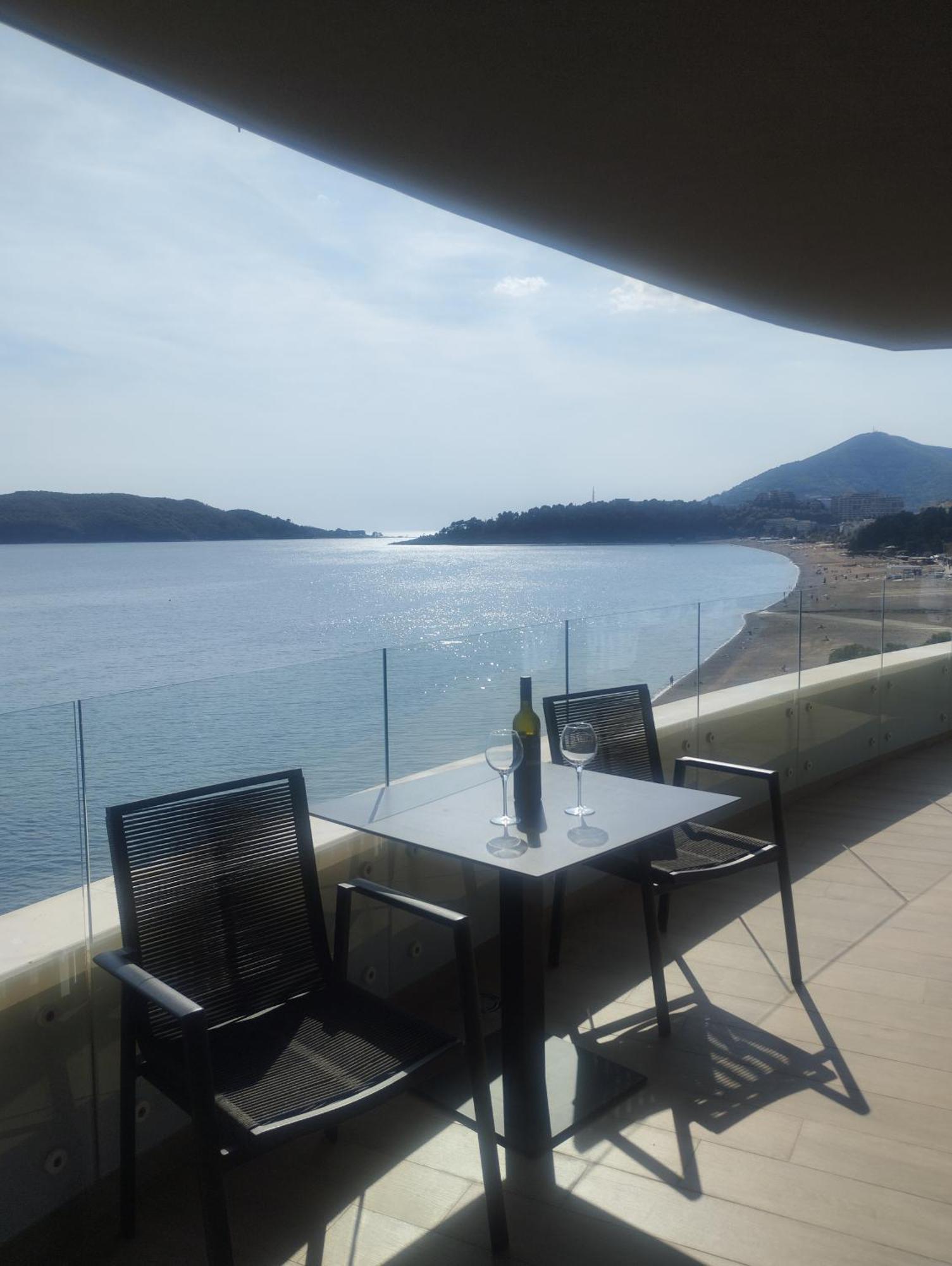 Beachfront Luxury Apartment Budva Bilik gambar