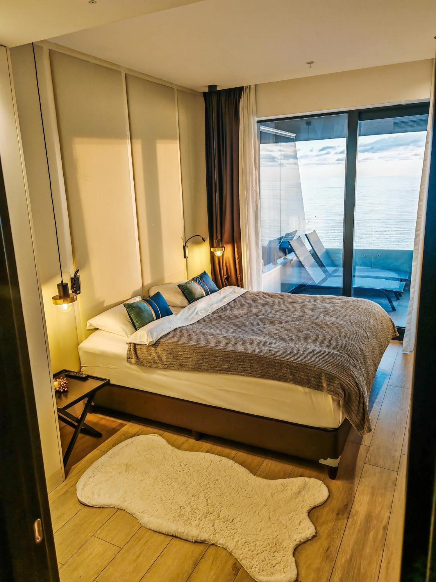 Beachfront Luxury Apartment Budva Luaran gambar